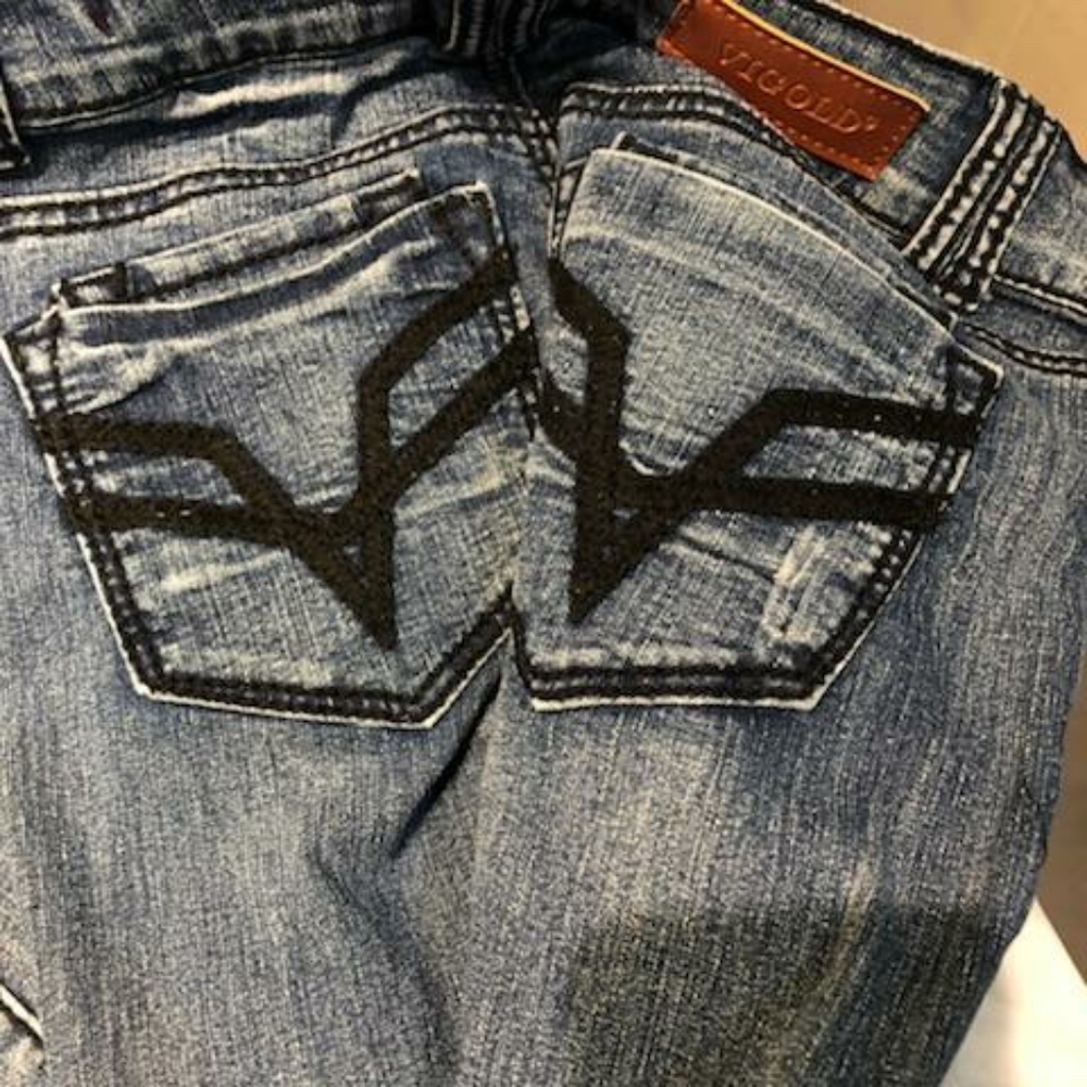 Jeans - Picture 2 of 4